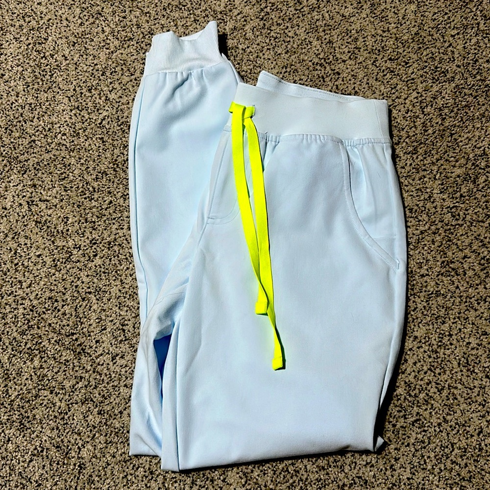 Figs Zamora XXS regular length in Open Skies